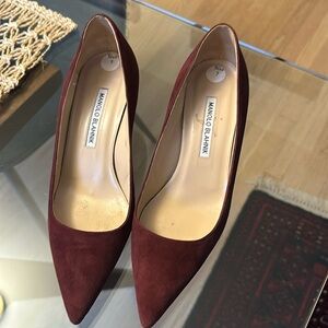 Authentic Manolo Blahnik Pumps